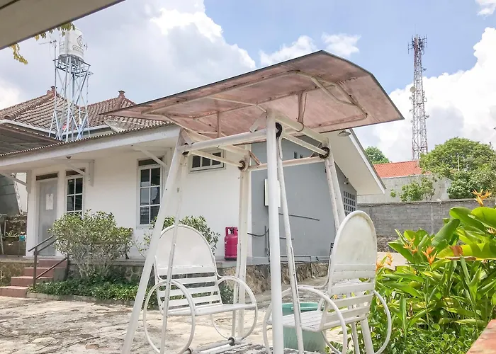 Villa Bunga Guest House Redpartner Malang
